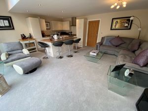 Photo 21- click for photo gallery